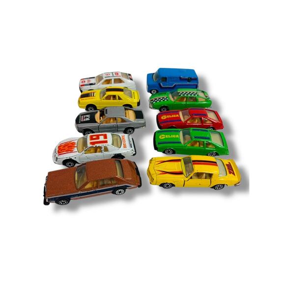Lot of 10 Assorted Diecast Cars Van Racing Vehicles Toys 1:64 Scale - Picture 1 of 16